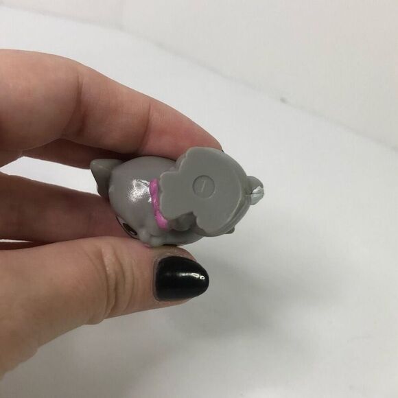 mattel grey bunny rabbit pet animals barbie dollhouse diorama cake topper - Picture 6 of 7